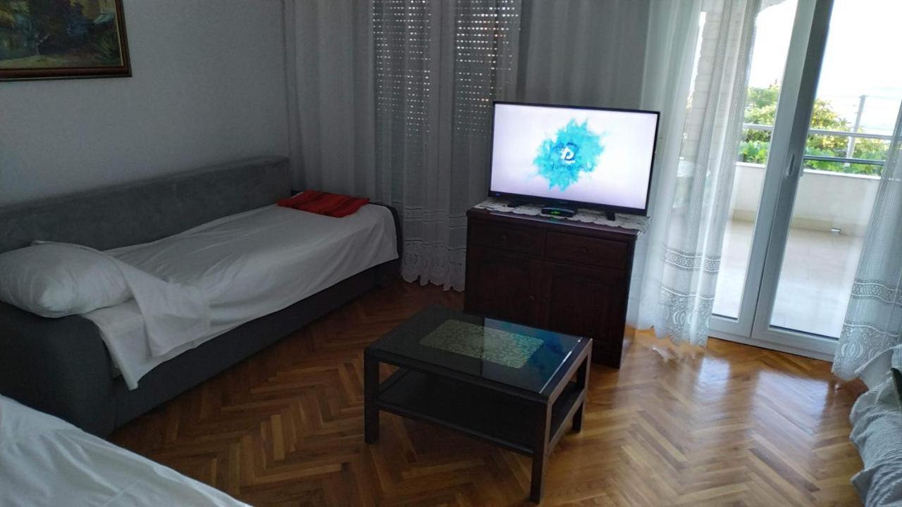 Apartments Marino Novi Vinodolski Buitenkant foto