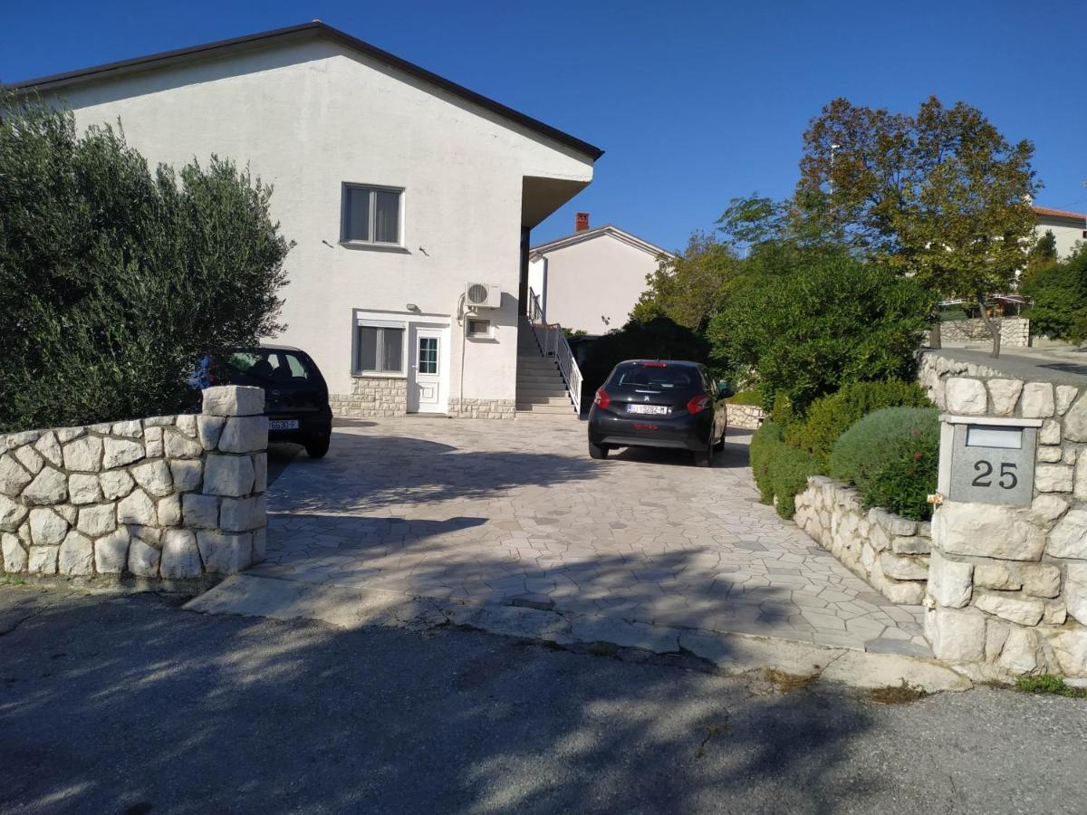 Apartments Marino Novi Vinodolski Buitenkant foto