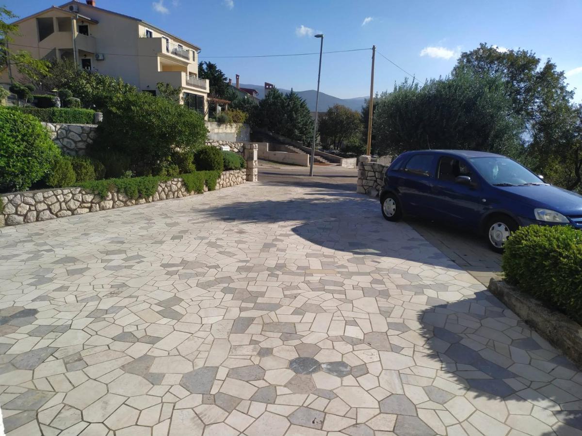 Apartments Marino Novi Vinodolski Buitenkant foto