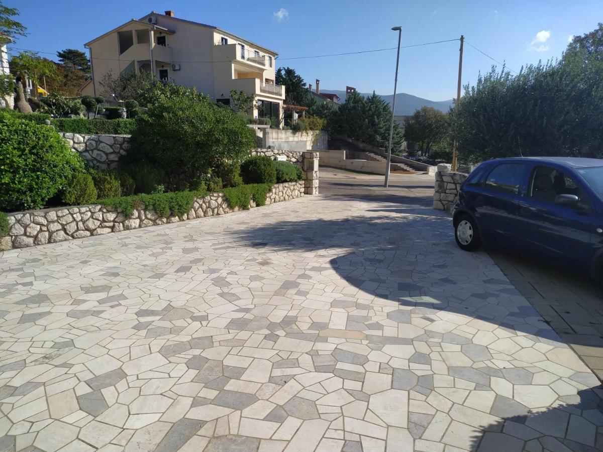Apartments Marino Novi Vinodolski Buitenkant foto