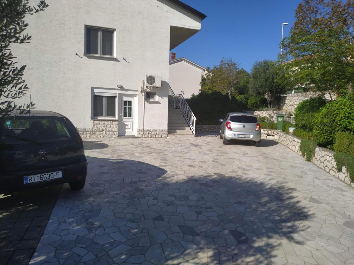 Apartments Marino Novi Vinodolski Buitenkant foto