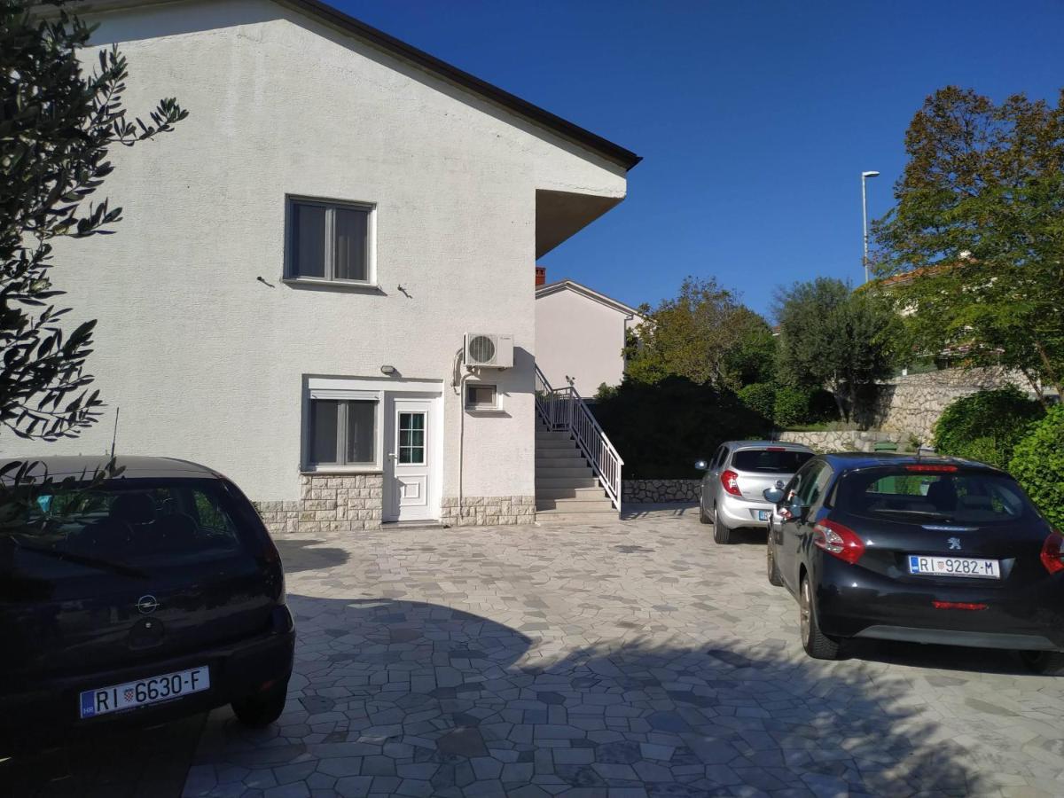 Apartments Marino Novi Vinodolski Buitenkant foto