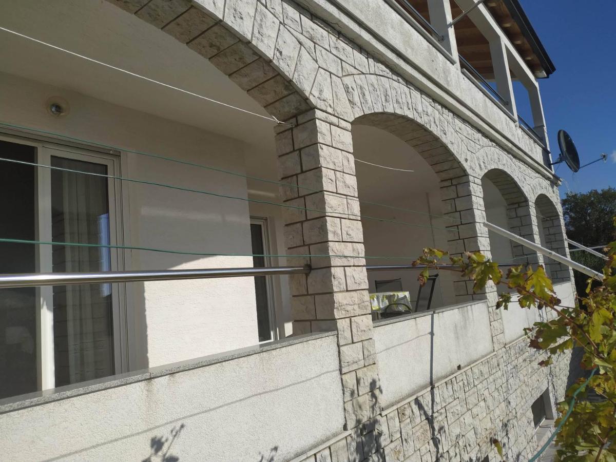 Apartments Marino Novi Vinodolski Buitenkant foto